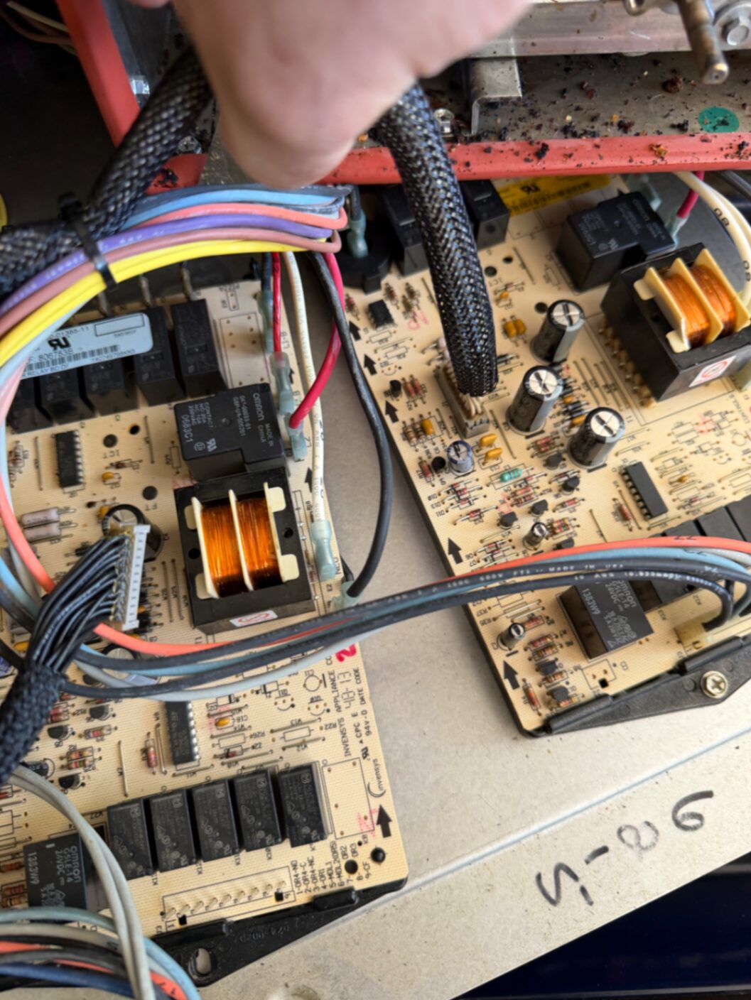 Wolf oven control board diagnostics during service